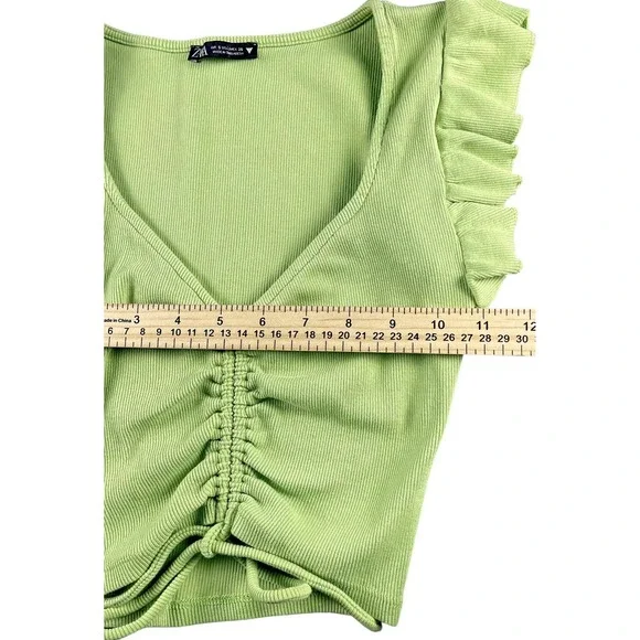 ZARA Womens Green Ribbed Crop Top Size S Ruched Front Ruffle Sleeve Stretch - Picture 5 of 5